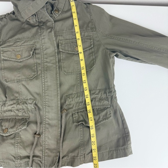 Timing Women’s Green Utility Jacket with Hooded Design Size M - Picture 8 of 9